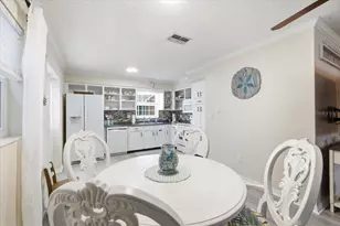 6702 Dartmoor Ln, New Port Richey, FL 34653 - Photo 12