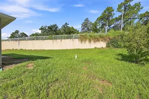 37150 Highland Bluff Cir, Dade City, FL 33523 - Photo 36