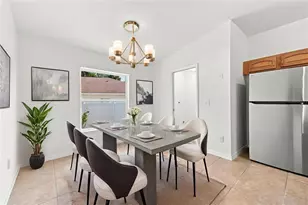 37150 Highland Bluff Cir, Dade City, FL 33523 - Photo 6