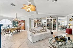 8171 Chaucer Dr, Weeki Wachee, FL 34607 - Photo 8