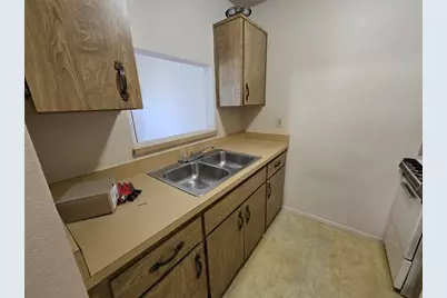 289 Jeru Boulevard #B, Tarpon Springs, FL 34689 - Photo 8