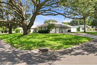 1511 S Hillcrest Avenue, Clearwater, FL 33756 - Photo 2