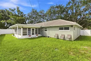 1511 S Hillcrest Ave, Clearwater, FL 33756 - Photo 18