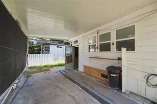 9454 Gray Fox Dr, Weeki Wachee, FL 34613 - Photo 2