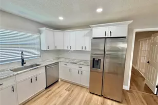 1202 Mandarin Dr, Holiday, FL 34691 - Photo 8