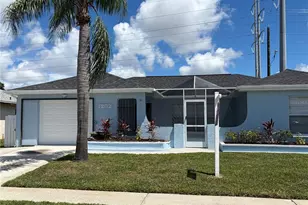 1202 Mandarin Dr, Holiday, FL 34691 - Photo 2