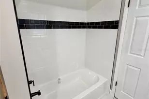 1202 Mandarin Dr, Holiday, FL 34691 - Photo 24