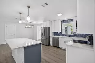 2175 Edythe Dr, Dunedin, FL 34698 - Photo 12