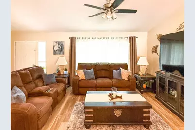 11019 Captain Drive, Spring Hill, FL 34608 - Photo 6
