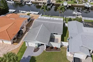 3961 Headsail Dr, New Port Richey, FL 34652 - Photo 2