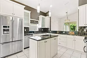 10097 Holly Berry Dr, Weeki Wachee, FL 34613 - Photo 2