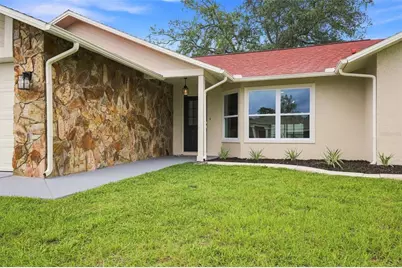8161 Shalom Drive, Spring Hill, FL 34606 - Photo 4