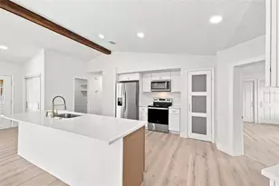 8161 Shalom Dr, Spring Hill, FL 34606 - Photo 14