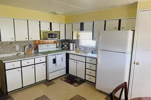 7547 Highpoint Blvd, Brooksville, FL 34613 - Photo 6