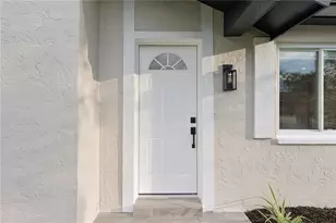 12220 Meadowbrook Ln, Hudson, FL 34667 - Photo 10