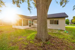 12220 Meadowbrook Ln, Hudson, FL 34667 - Photo 6