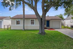 5116 Muriel Ln, New Port Richey, FL 34653 - Photo 1