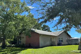 7702 Rusty Hook Ct, Hudson, FL 34667 - Photo 2
