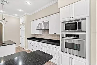 8698 Mississippi Run, Weeki Wachee, FL 34613 - Photo 20