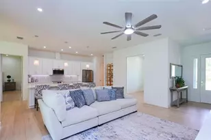 17460 Macassar Rd, Weeki Wachee, FL 34614 - Photo 10