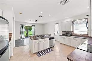 8814 Southern Charm Cir, Brooksville, FL 34613 - Photo 48