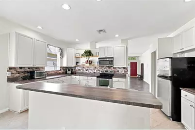 8814 Southern Charm Circle, Brooksville, FL 34613 - Photo 2