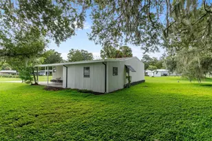 22 Canal Ct, Lake Panasoffkee, FL 33538 - Photo 24