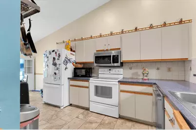 10833 Livingston Drive, New Port Richey, FL 34654 - Photo 10