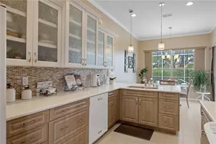 9401 Fox Hollow Ln, Weeki Wachee, FL 34613 - Photo 14