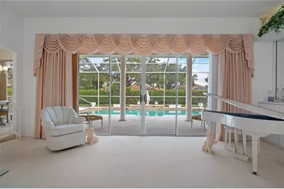 9401 Fox Hollow Lane, Weeki Wachee, FL 34613 - Photo 10