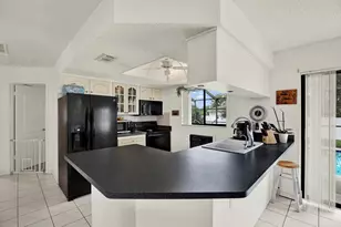 14260 Spring Hill Dr, Spring Hill, FL 34609 - Photo 10