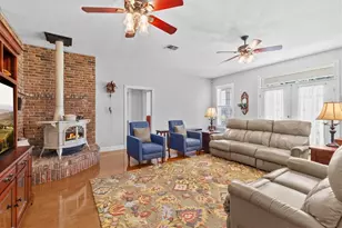 7041 Quarterhorse Ln, Brooksville, FL 34604 - Photo 14
