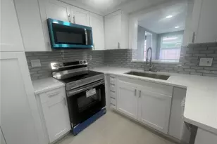 7025 Cutty Sark Dr, Port Richey, FL 34668 - Photo 10
