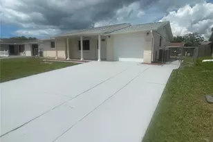 7025 Cutty Sark Dr, Port Richey, FL 34668 - Photo 2