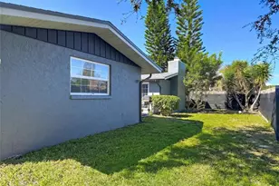 7305 San Carlos Dr, Port Richey, FL 34668 - Photo 14