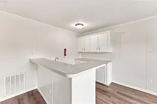 6453 Mangrove Dr, Wesley Chapel, FL 33544 - Photo 28