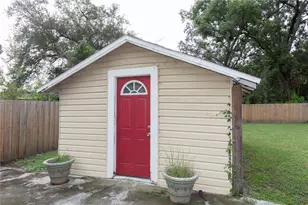 8107 E 19th Ave, Tampa, FL 33619 - Photo 14