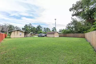 8107 E 19th Ave, Tampa, FL 33619 - Photo 12