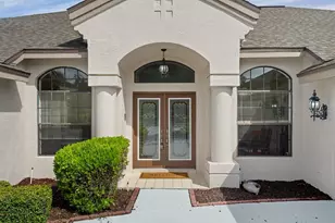 9463 Savannah Ct, Weeki Wachee, FL 34613 - Photo 4
