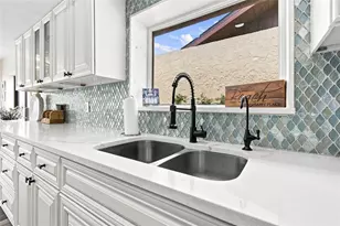 5005 Paloma Dr, Tampa, FL 33624 - Photo 26