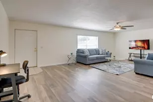 1920 NW 12th Ave, Crystal River, FL 34428 - Photo 4