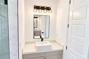 24028 Vincent Ave, Punta Gorda, FL 33955 - Photo 12