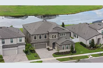 13154 Twin Bridges Drive, Riverview, FL 33579 - Photo 2