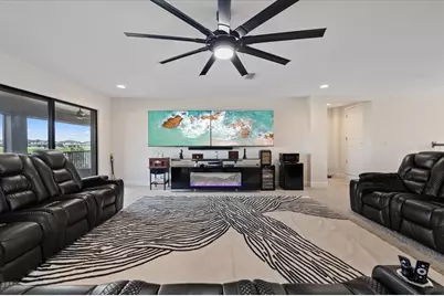 13154 Twin Bridges Drive, Riverview, FL 33579 - Photo 12
