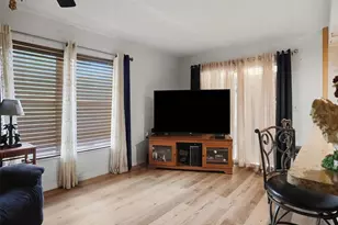 8215 San Felipe Ct, Port Richey, FL 34668 - Photo 10