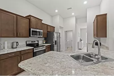 16174 Malden Road, Weeki Wachee, FL 34614 - Photo 18