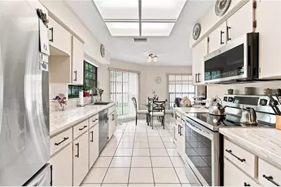 6706 Oak Cluster Circle, Spring Hill, FL 34606 - Photo 14