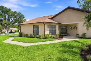 6706 Oak Cluster Cir, Spring Hill, FL 34606 - Photo 8