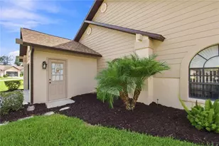 6706 Oak Cluster Cir, Spring Hill, FL 34606 - Photo 6