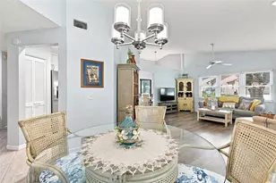 6802 Plumleaf Ct, Spring Hill, FL 34606 - Photo 12